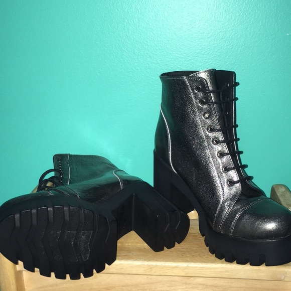 Shellys London Shoes - NEW Shellys London Platform Heel Combat Moto Boots